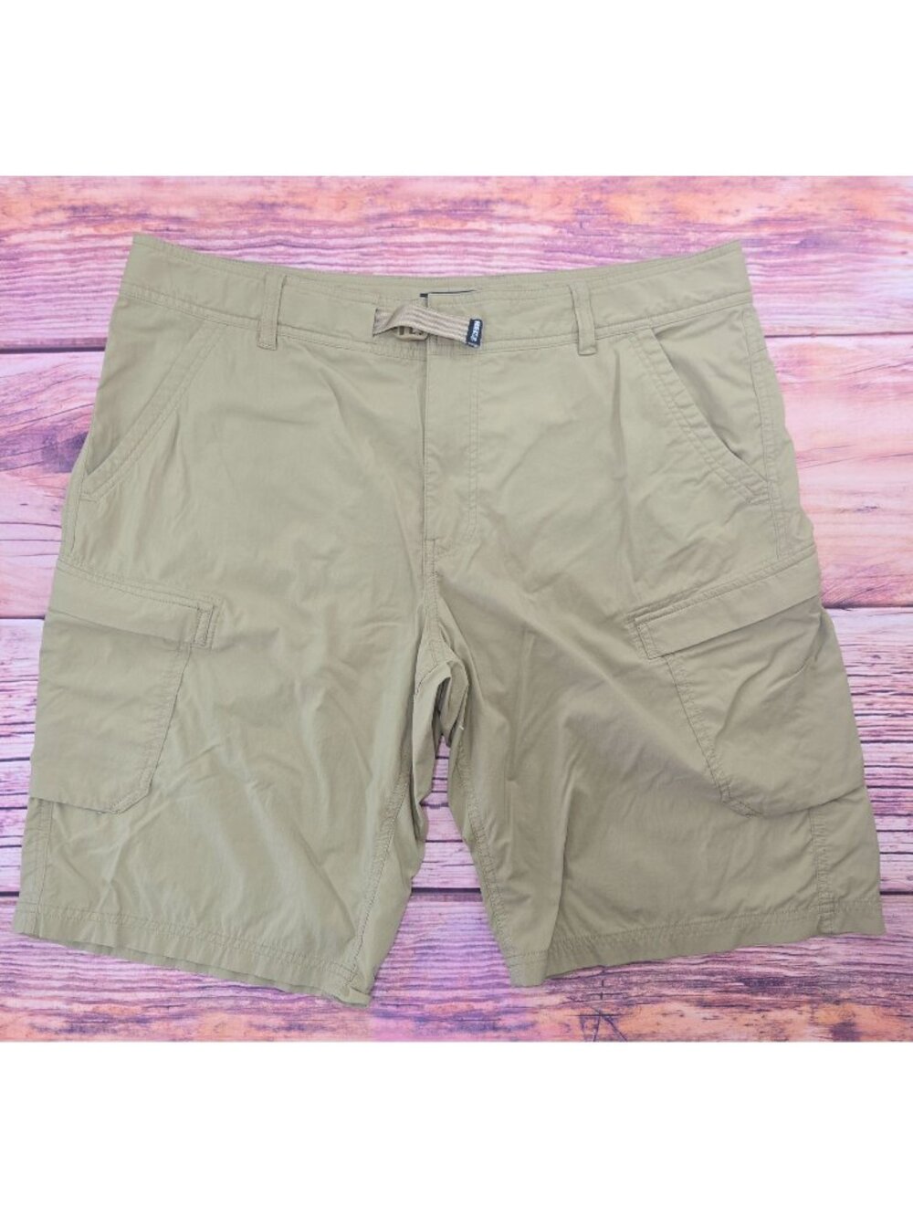 REI Co-Op Mens Relaxed Fit Khaki Cargo Shorts 38